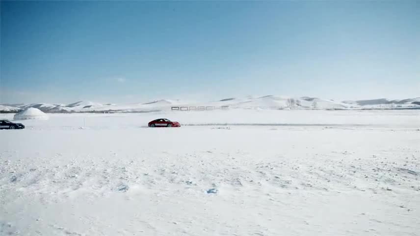 保時捷冰雪試駕會極地體驗